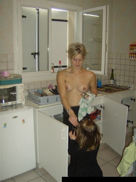 Amateur Milf Blonde Short Hair Lingerie X Porn Pic