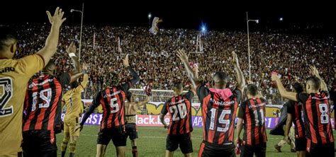 Taça De Campeão Da Série B Será Entregue Ao Vitória No Barradão Em