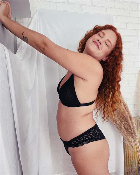 Conjunto lingerie top triângulo tule preto sem bojo calcinha tanga asa delta semi fio vovó