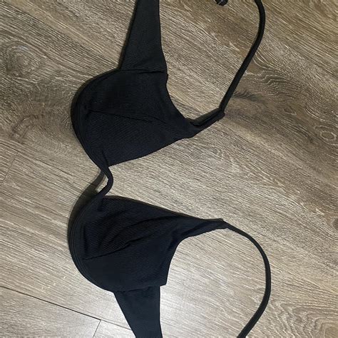 Medium Bikini Top Never Worn Doesnt Fit Me Def Depop