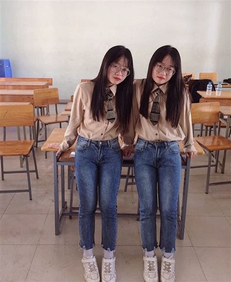 Vừa xinh lại lắm chiêu đây chính là cặp chị em sinh đôi cực hot trên TikTok Việt