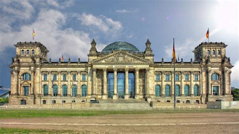 10 Things You Must Do In Berlin Earths Magical Places