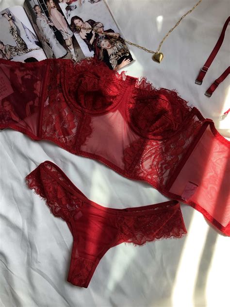 Conjunto De Lingerie Eliza Em Renda Chantilly Tule S Bojo C Aro Calcinha Em Renda E Tule A