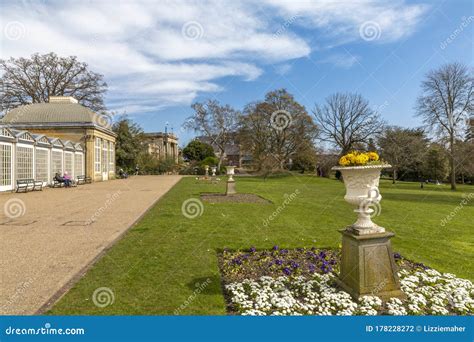 Sheffield Botanical Gardens Editorial Photography - Image of grass, botanical: 178228272