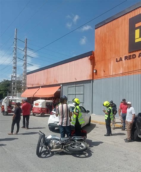 Motociclista resulta lesionado al chocar contra vehículo en Juchitán