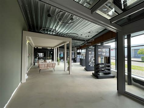 Showroom In Hem Voorzien Van Een Cementgebonden Gietvloer Rc Vloeren