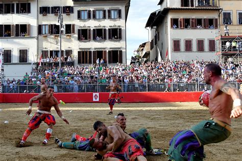From Naked Sledding To Cheese Rolling These Are Europe S Most Unusual Sporting Events Euronews