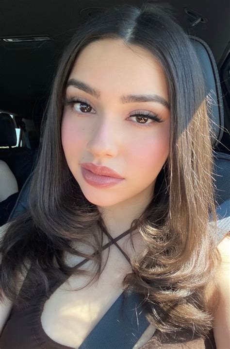 Latina Makeup Reference Selfie Part 2