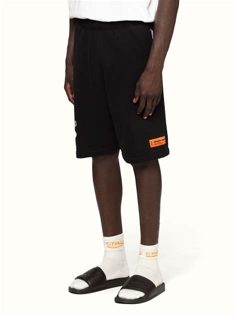 СТИЛЬ SWEATSHORTS | HERON PRESTON® Official Site