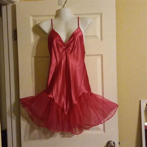 Sedu Fine Lingerie Intimates Sleepwear Hot Pink Satin Negligee Size Small Poshmark