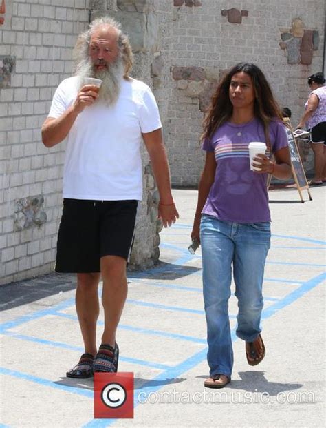 Rick Rubin Rick Rubin Out And About With Amanda Santos 18 Pictures