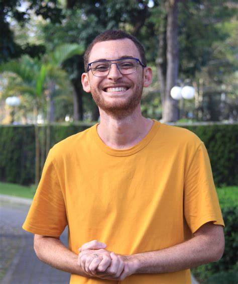 Entrevista Felipe Fagundes Revela Detalhes Do Seu Primeiro Livro Gay De Fam Lia