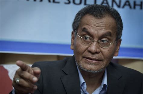 Anwar To Announce Cabinet Reshuffle Before Heading To The Palace Today