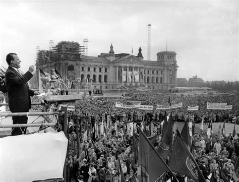 Der Neue West Ost Konflikt Inszenierung Einer Kri 5