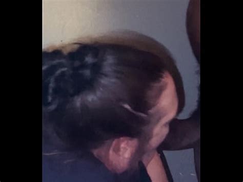 Donner une tête incroyable à une grosse bite noire XVIDEOS