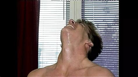 Wilde blonde milf genießt einen großen harten schwanz xHamster