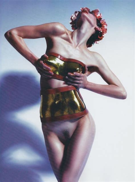 Naked Saskia De Brauw Added By Gwen Ariano