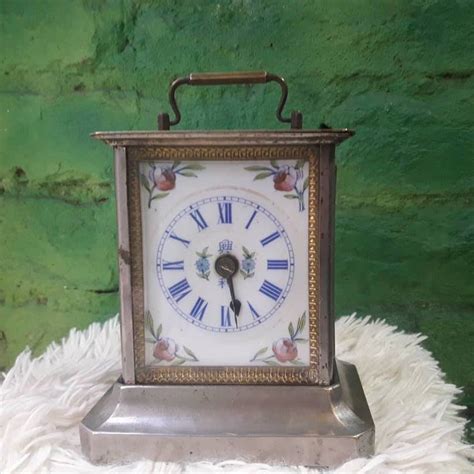 Винтажный магазин Лео-Лина | Saint Petersburg