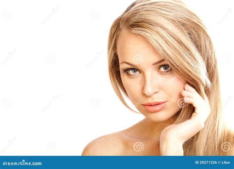 Jeune Fille Blonde Avec Le Long Cheveu Photo Stock Image Du Soin Calme