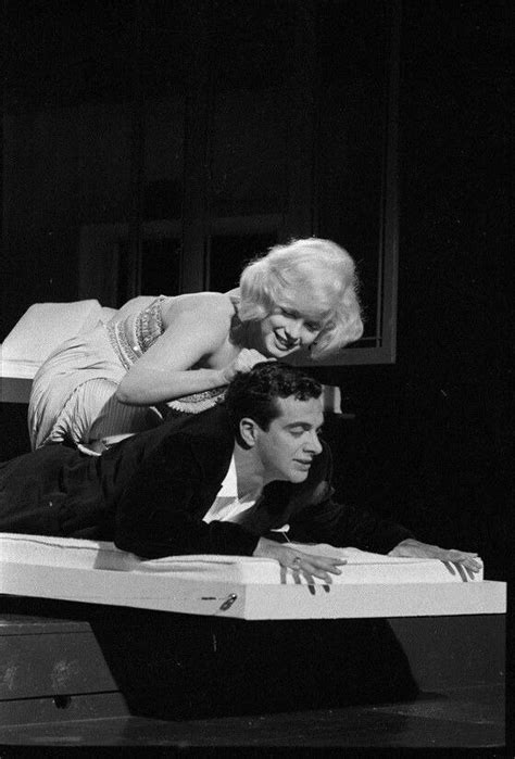 Unseen Footage Of Marilyn Monroe On Set Of Some Like It Hot Goes Under The Hammer Artofit