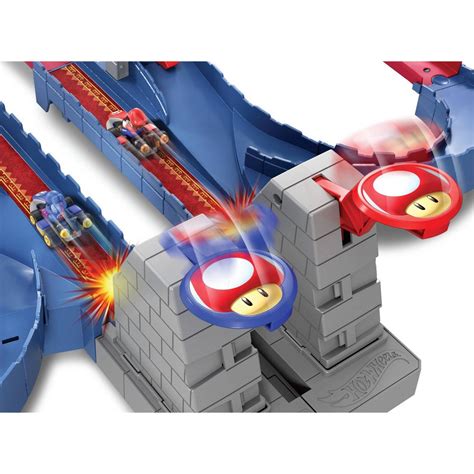 Hot Wheels Im Mario Kart Design Bowsers Festung Als Rennstrecke Enth Llt Ntower Dein