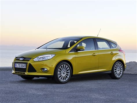 Focus Hatchback 5-door / 3rd generation / Focus / Ford / Databas / Carlook