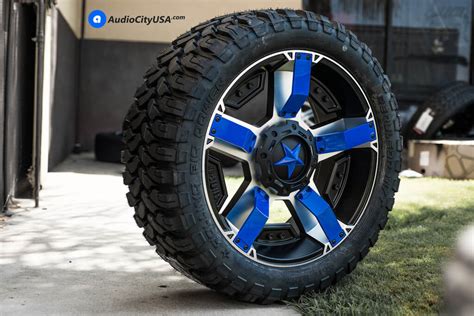 X Xd Wheels Xd Rockstar Ii Black Machine Blue Inserts Blue