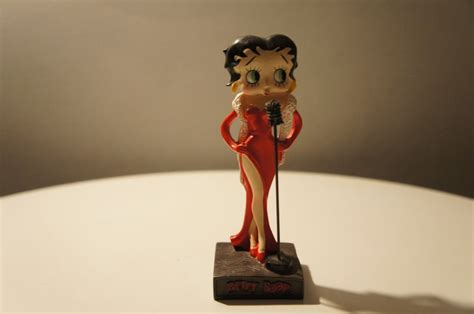 Betty Boop Miniatura Cole O Show Collection Salvat Leia A Descri O