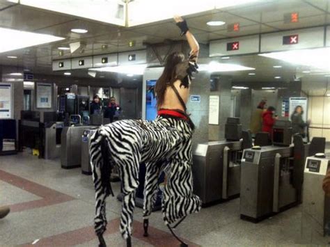 Fotos De Las Cosas M S Raras Vistas En El Metro