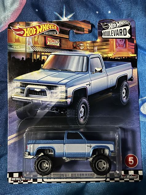 Hot Wheels Boulevard Chevy Silverado Hobbies Toys Toys Games On Carousell