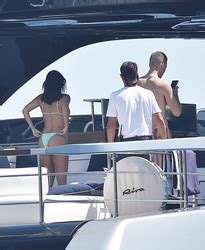 Swimwear Kourtney Kardashian Bikini Candids In Portofino Italy Phun Org Forum