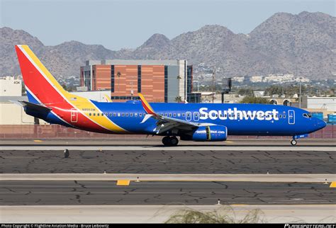 N8553W Southwest Airlines Boeing 737 8H4 WL Photo By Flightline