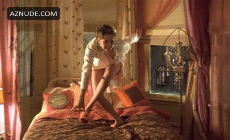 SWEET NOVEMBER NUDE SCENES AZNude