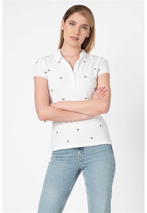 Тениска от пике с яка и бродирано лого Tommy Hilfiger