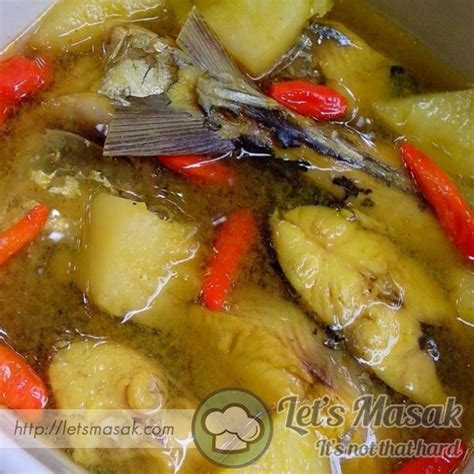 Singgang Ikan Tenggiri Recipe | LetsMasak