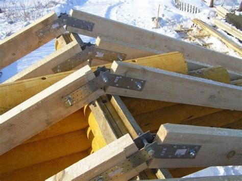 Как закрепить стропила на двухскатной и односкатной крыше своими руками ...