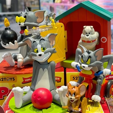 Tom E Jerry Brinquedos - Tom-e-Jerry-Misteriosa-Caixa-de-52-Brinquedos-S-rie-Rich-Tom-Anime ...