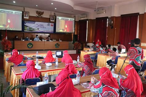 MAN 1 Yogyakarta MAN 1 Yogyakarta Gelar Uji Publik KTSP Tahun