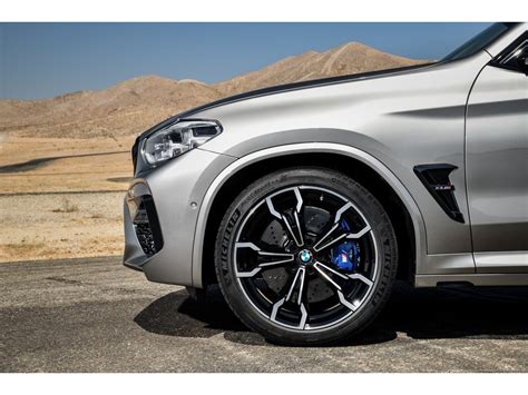 2023 BMW X3 Pictures: | U.S. News