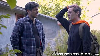 FalconStudios Lost Edward Terrant Sucks Stranger S Cock For Free Ride Home XVIDEOS