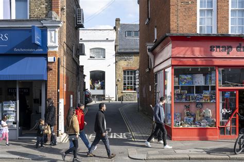 Chiswick Area Guide - Domus Nova