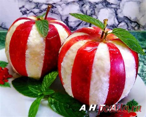 ЯБЛОКО С ТВОРОГОМ !!! **В яблоках - надрезы дольками, но не до конца ...