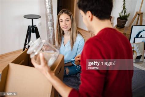 Unboxing Mattress Photos And Premium High Res Pictures Getty Images