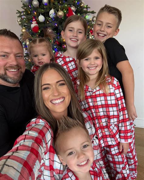 Whitney Bates | All I ever wanted is this 🫶🏼 We bought this house a