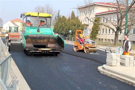 Fotogalerie Nový asfalt za Nymburkem Nymburský deník