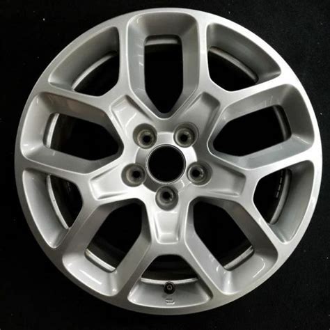 Jeep Renegade Limited Factory Original Wheel Rim Tire