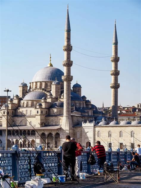 11 Beautiful Mosques to Visit in Istanbul, Türkiye - Kitti Around the World