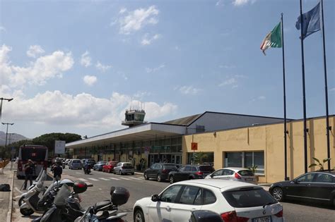 Aeroporto Dello Stretto La Sacal Subentra Ufficialmente Alla Sogas De