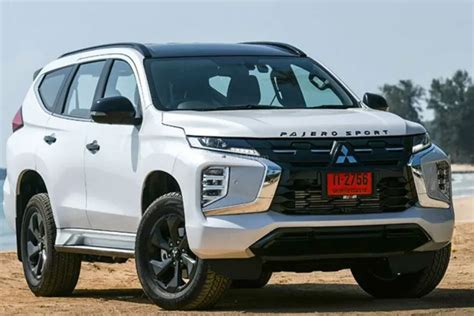 Gril Depan Berubah Pajero Sport Facelift Diluncurkan Toyota