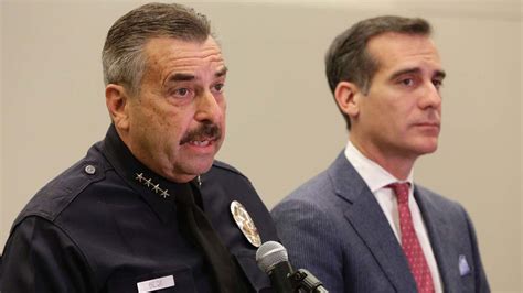 Former Lapd Chief Rescinds Support Of Los Angeles Da George Gascon